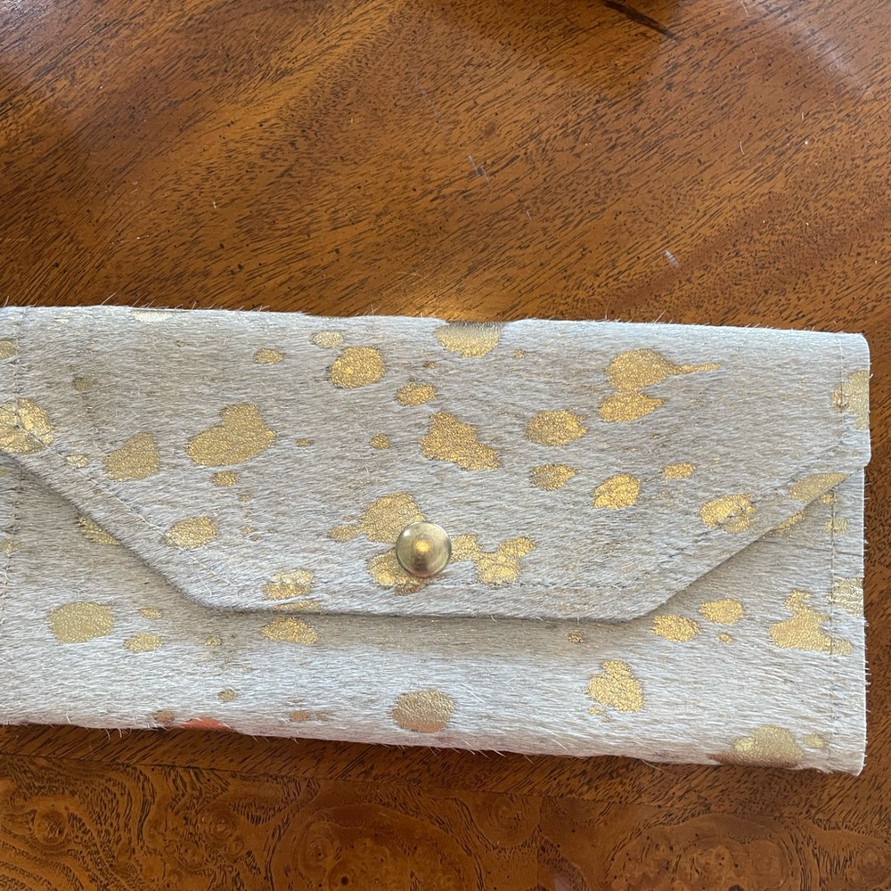 Cowhide wallet.